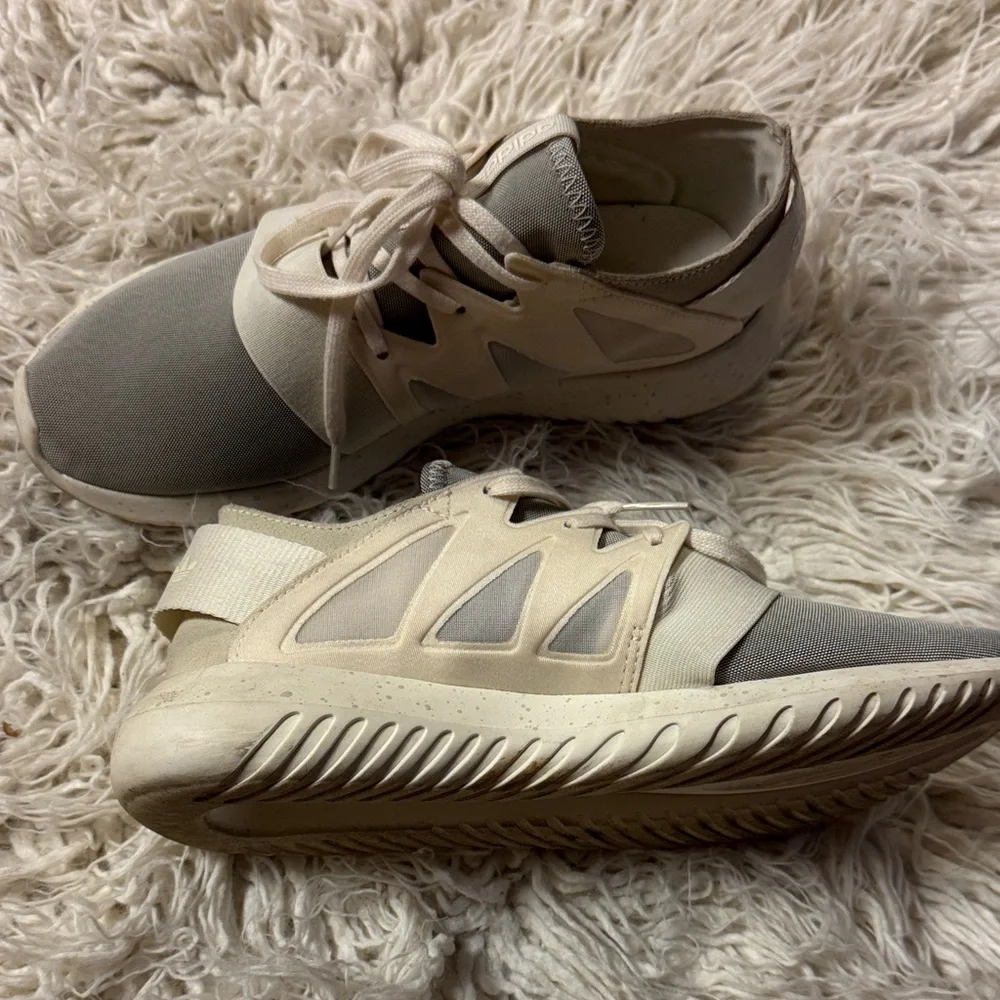 Adidas tubular woman sneakers - Picture 1 of 5